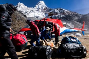 More dangerous than LUkla - Mingbo AIrstrip - aviospace.org